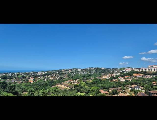 3 BEDROOM APARTMENT FOR SALE IN LA LUCIA